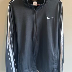 Old school style Nike warm-up. Size extra large.